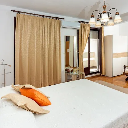 Cordis Apartment *