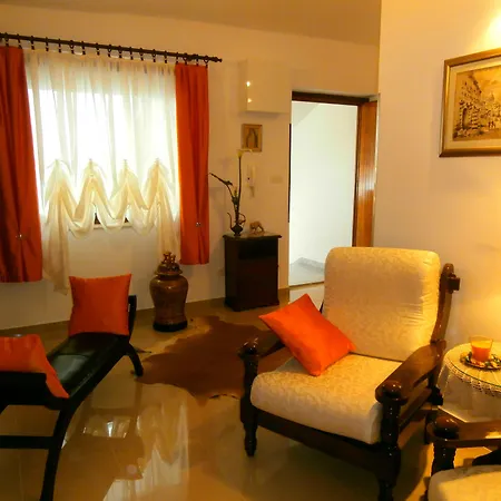 Cordis Apartment