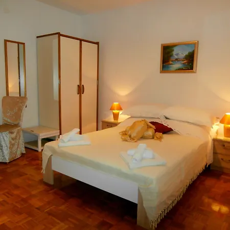Apartment Cordis *
