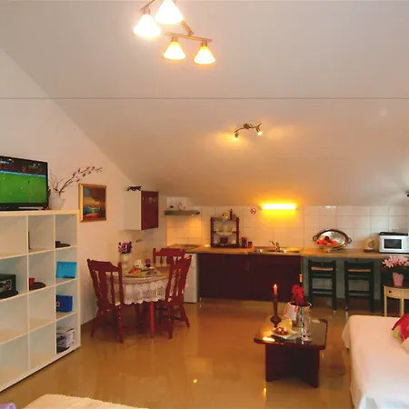 Cordis Apartment *
